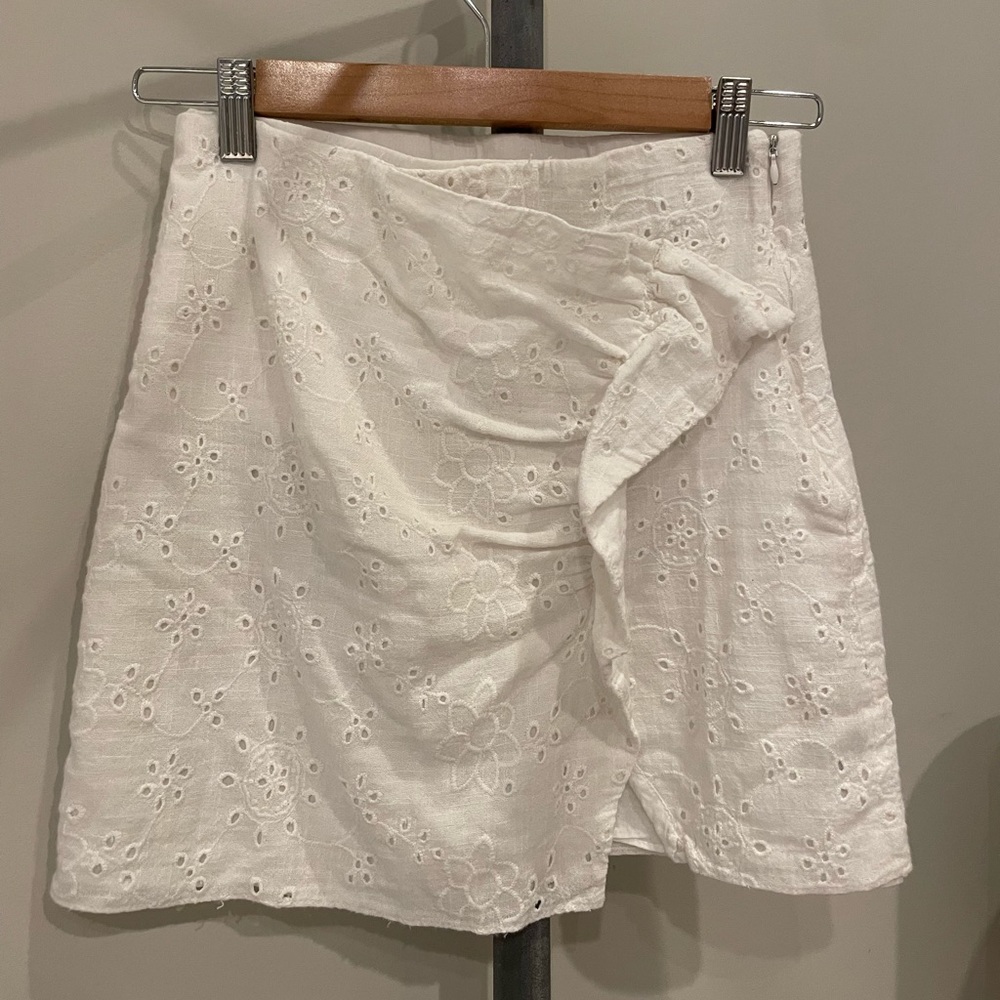 White embroidered linen skirt